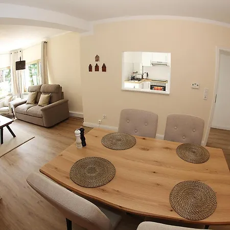 Jessop Haus Appartement Lübeck Buitenkant foto