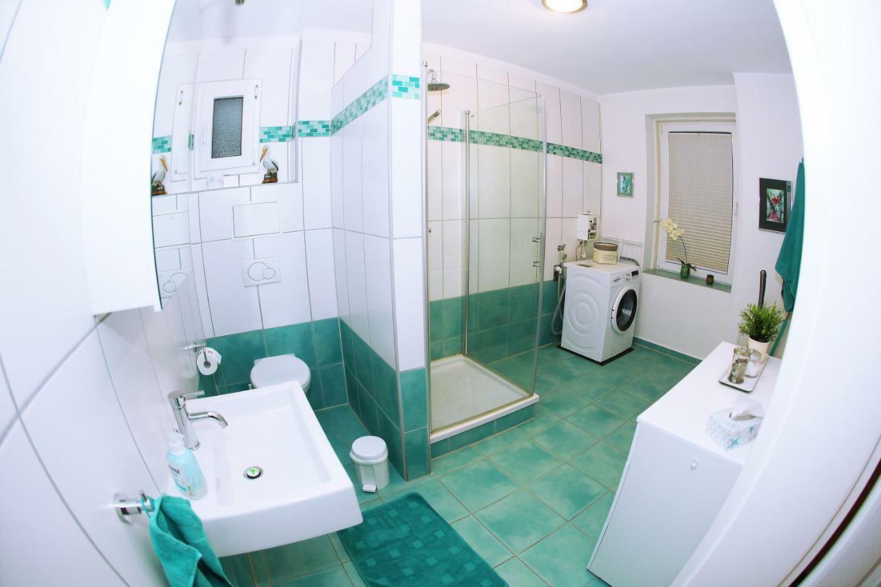 Jessop Haus Apartment *